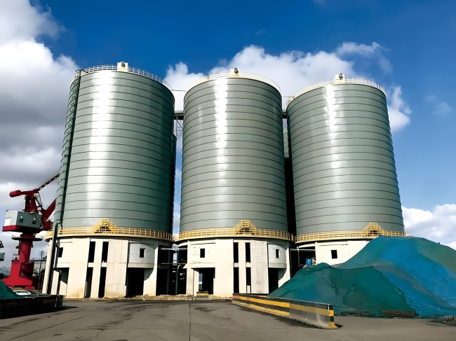 博尔塔拉大型骨料库